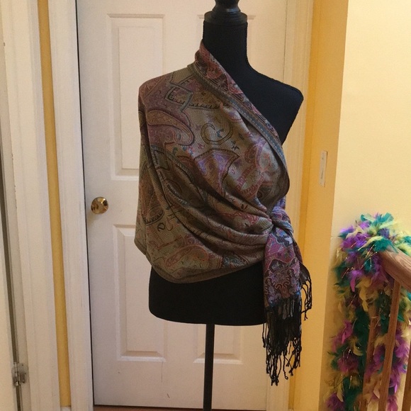 NWT Pashmina Scarf Aqua Green | Dry Clean Only |Paisley Wrap Shrug - Picture 9 of 11